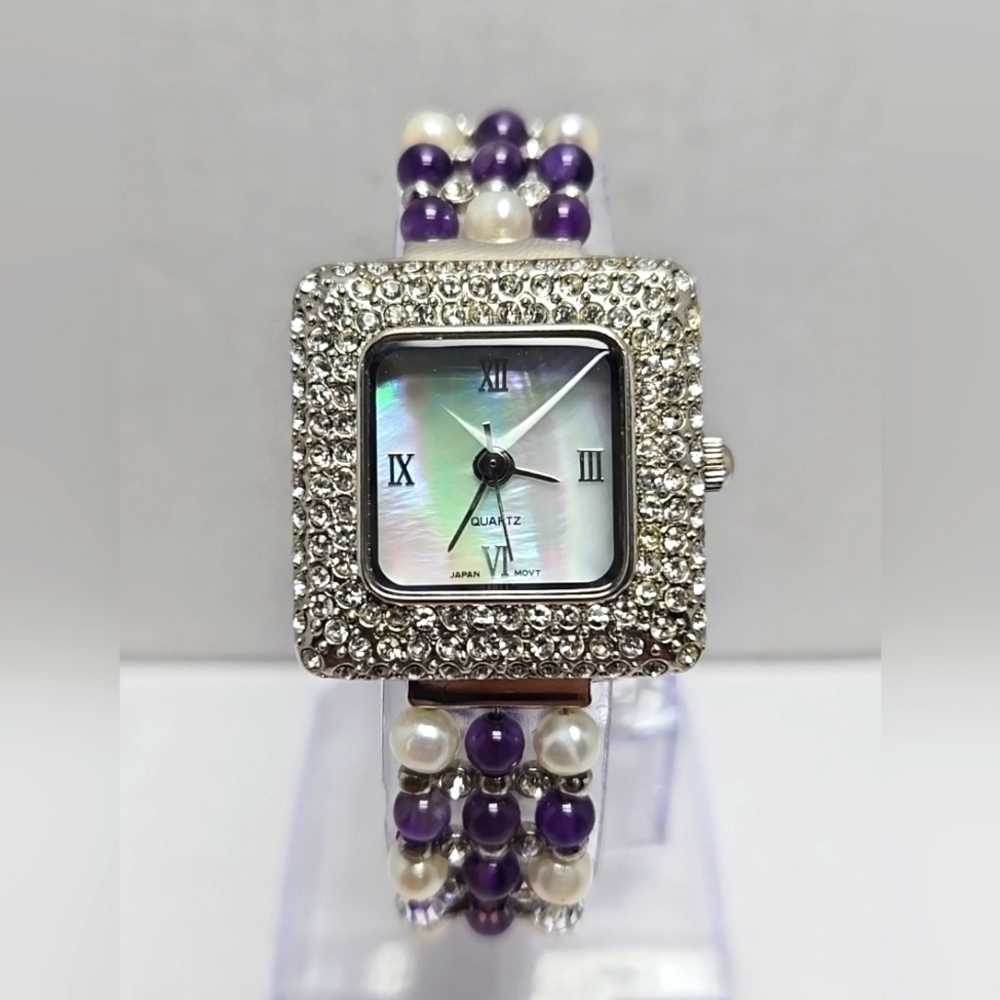 Womens Mother Of Pearl Watch 27mm Silver Tone Bling Faux Pearl Band New Battery